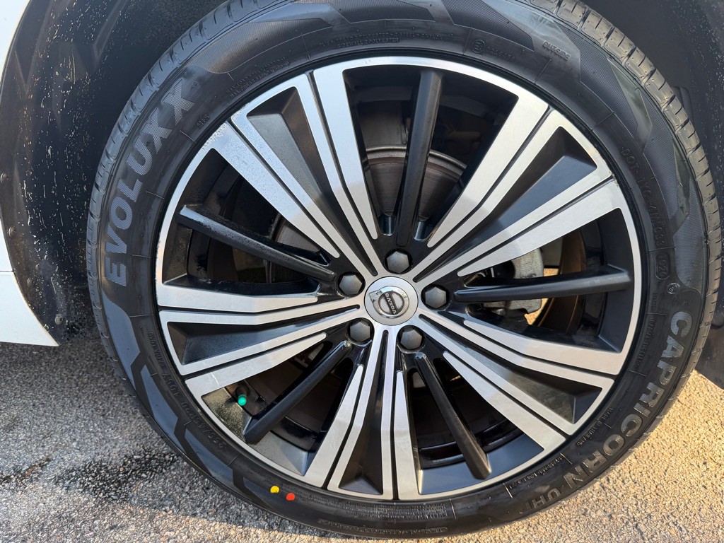 2019 Volvo XC60 Image 37