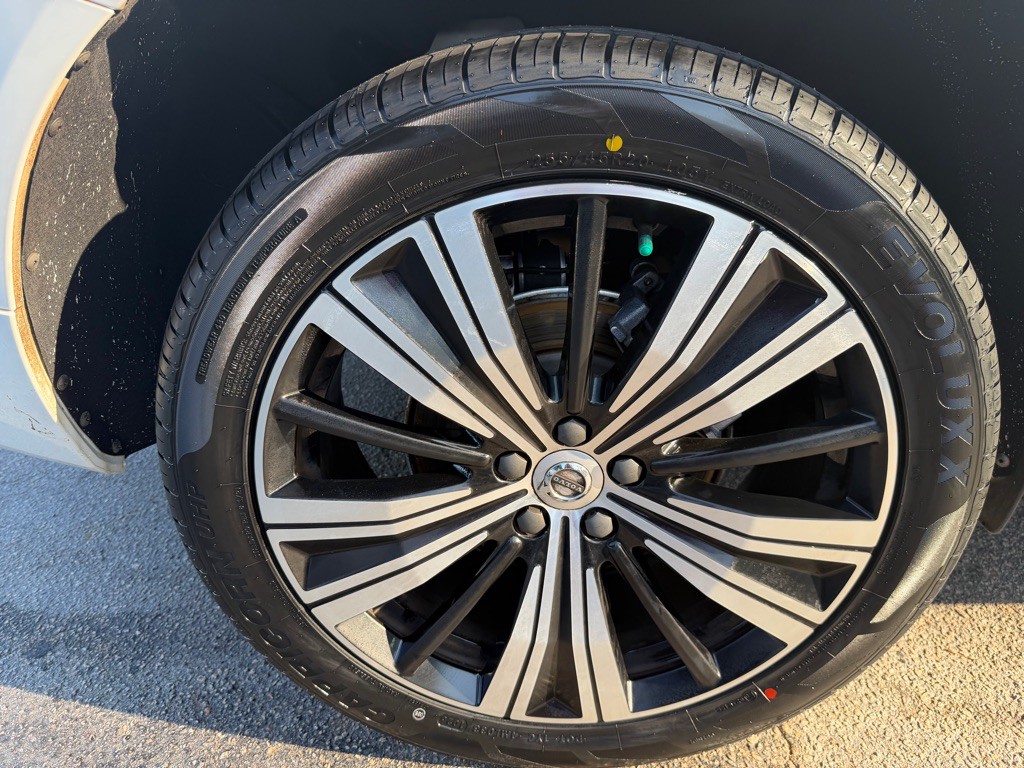 2019 Volvo XC60 Image 38