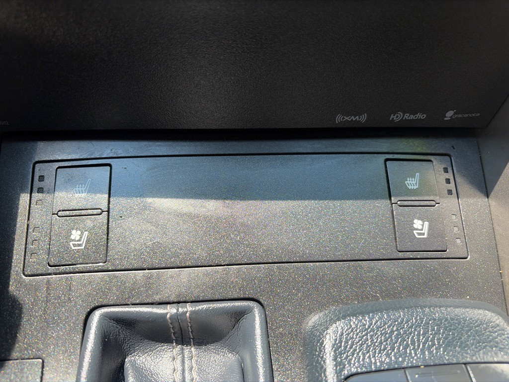 2015 Lexus IS Image 17