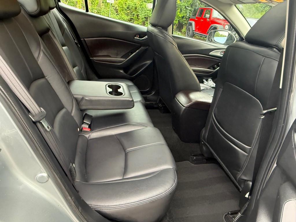 2017 Mazda Mazda3 Image 36