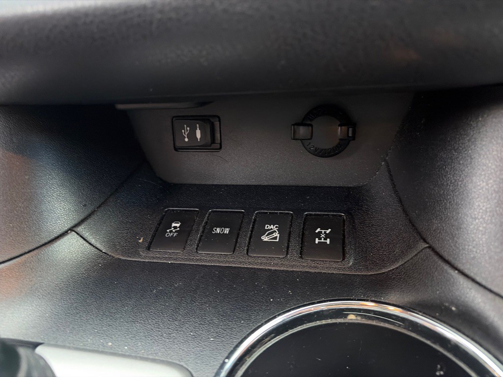 2015 Toyota Highlander Image 23
