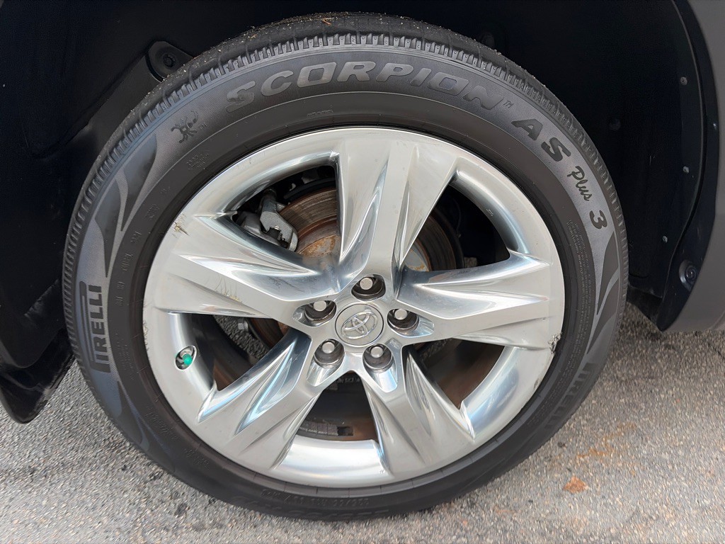 2015 Toyota Highlander Image 34