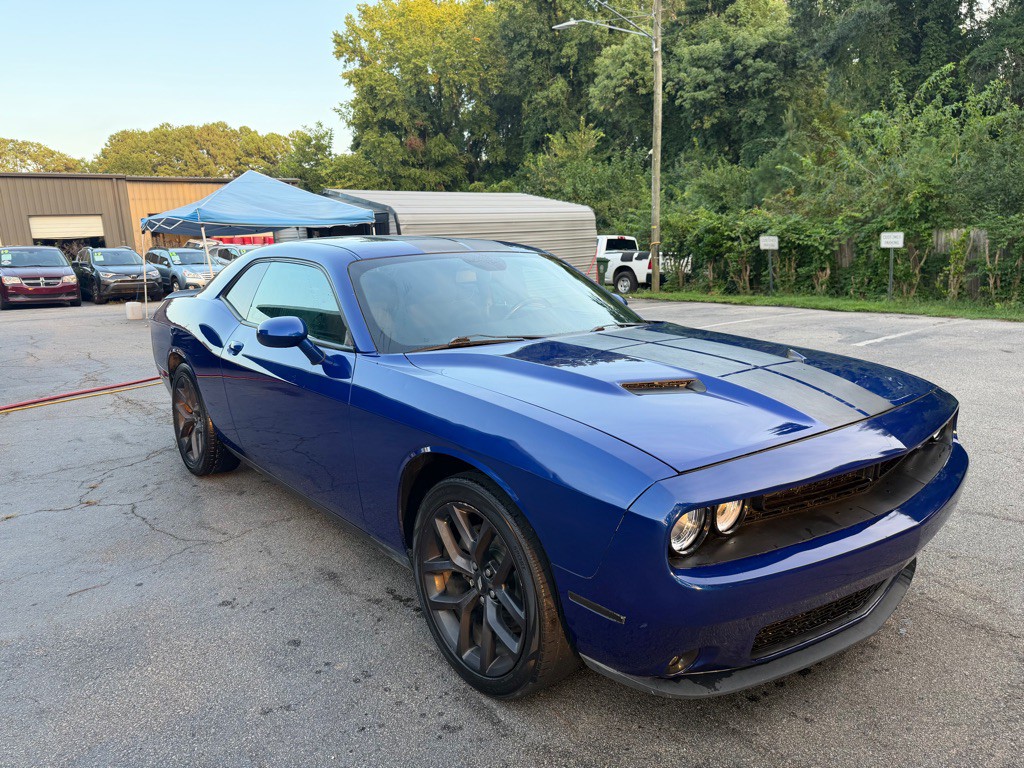 2019 Dodge Challenger Image 8