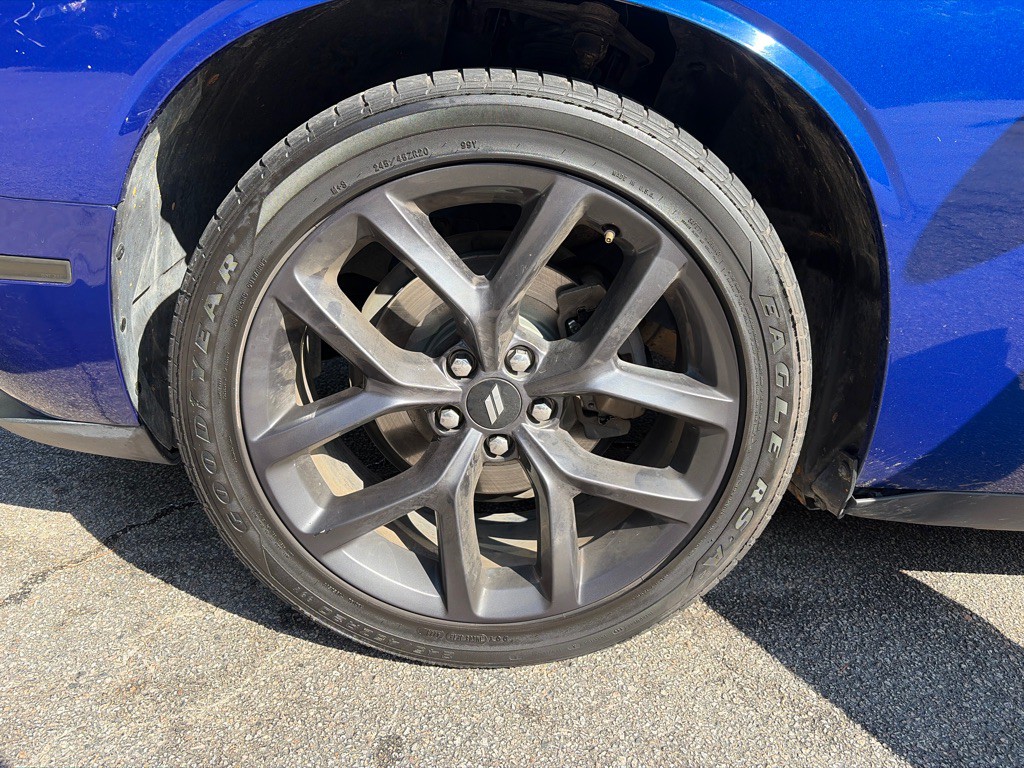 2019 Dodge Challenger Image 22
