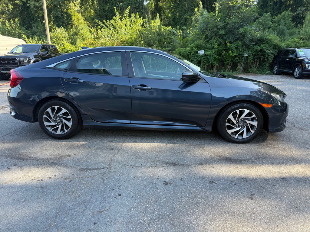 2017 Honda Civic Image 4