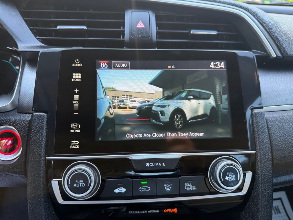 2017 Honda Civic Image 18