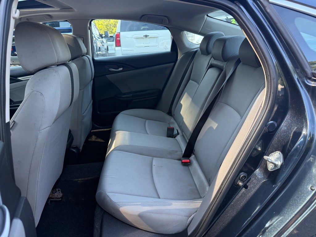 2017 Honda Civic Image 24
