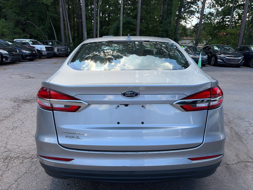 2020 Ford Fusion Image 5