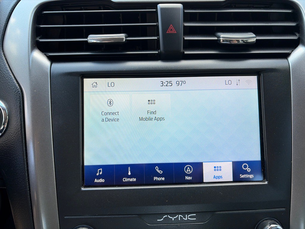 2020 Ford Fusion Image 19