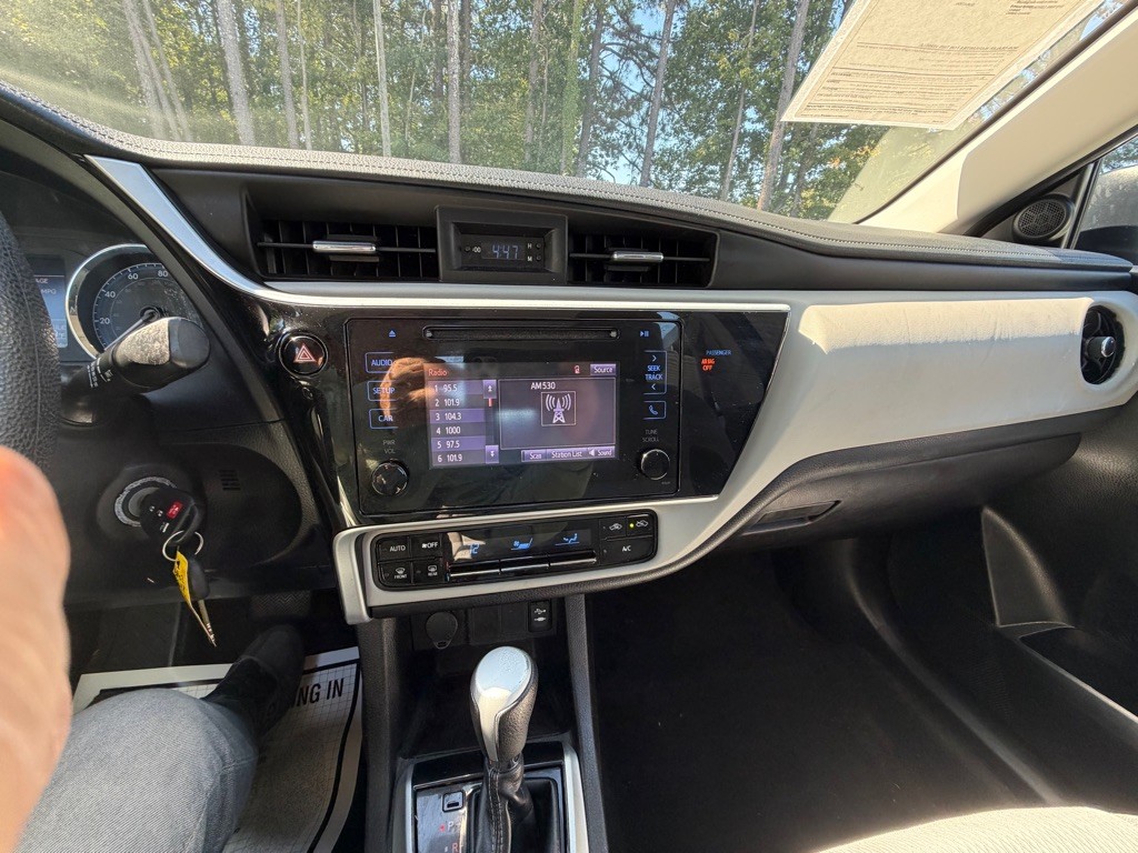 2018 Toyota Corolla Image 13