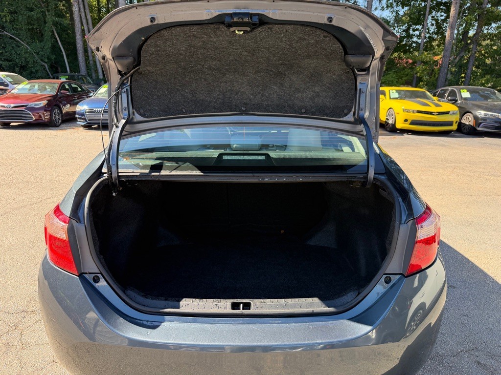 2018 Toyota Corolla Image 26