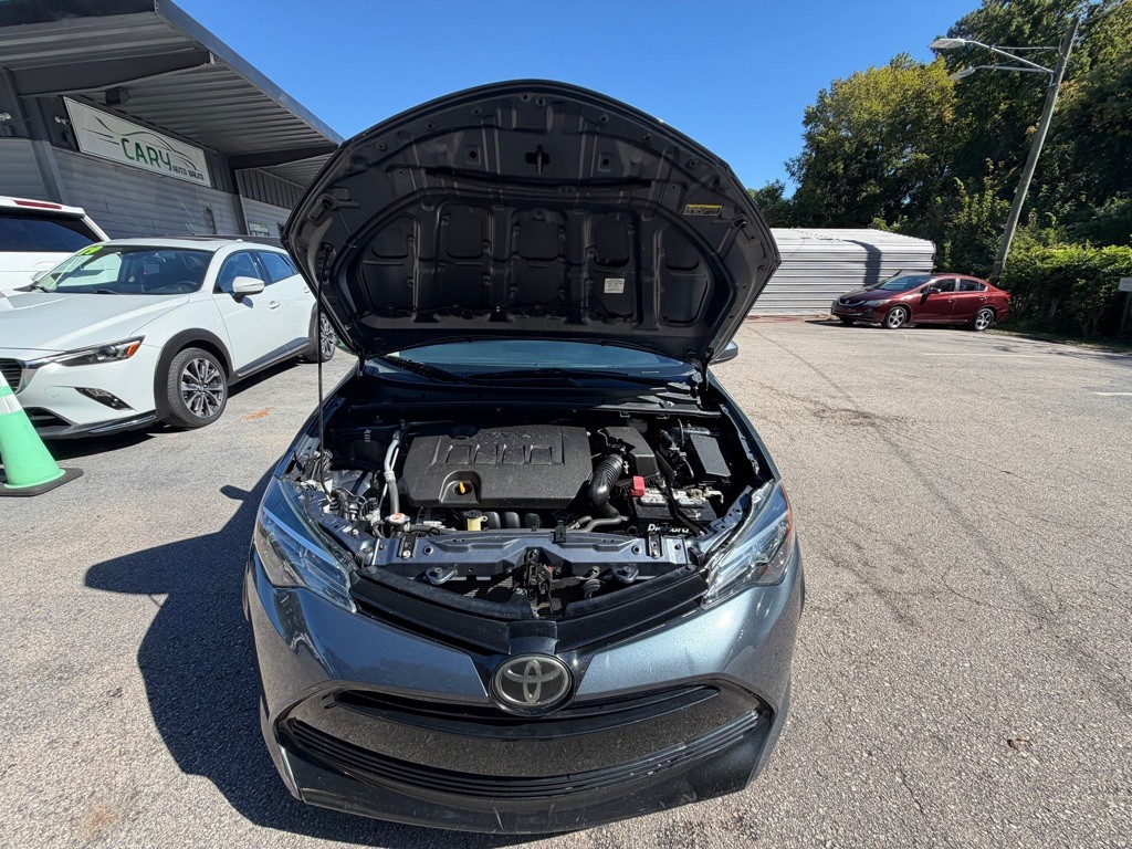 2018 Toyota Corolla Image 31
