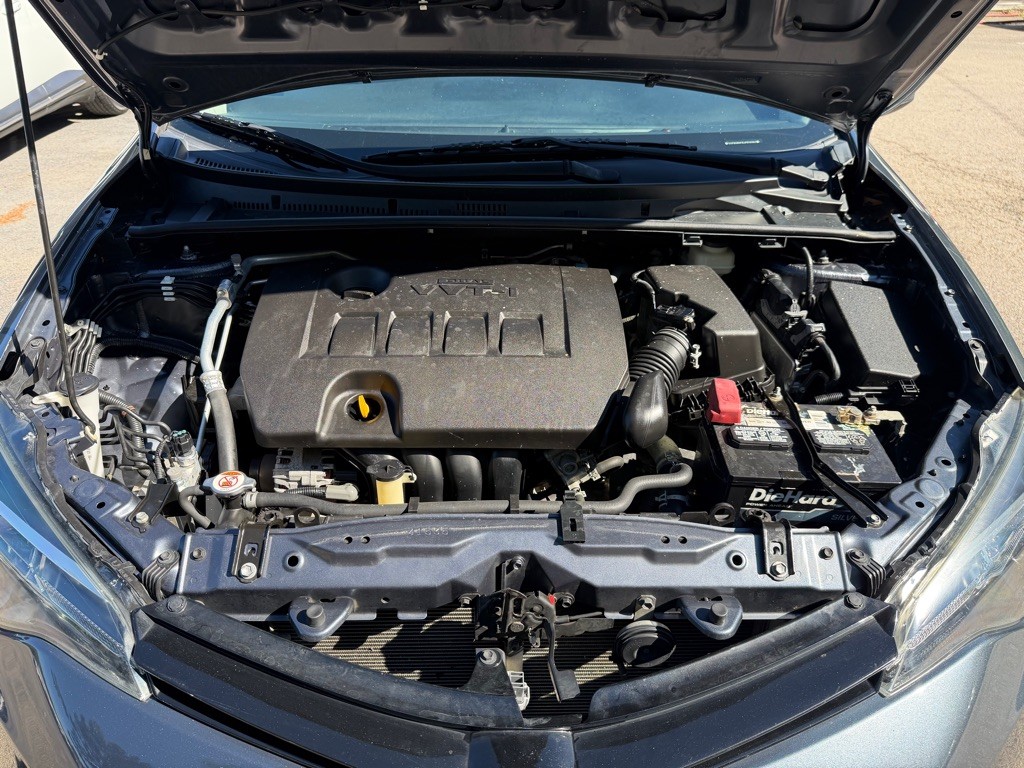 2018 Toyota Corolla Image 32