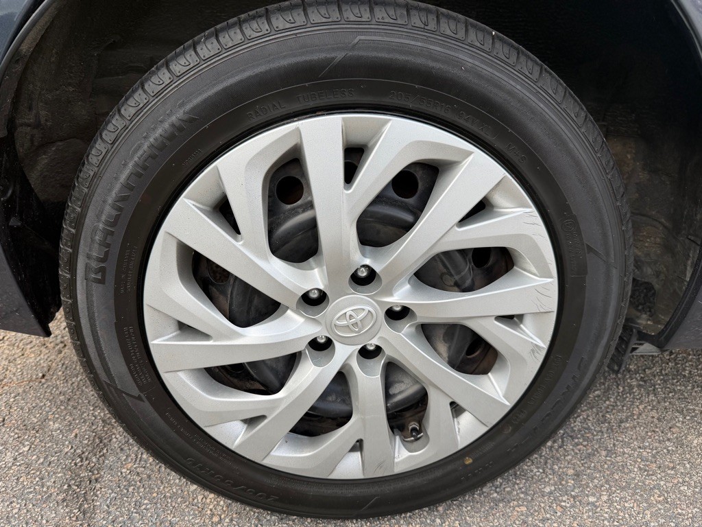 2018 Toyota Corolla Image 28