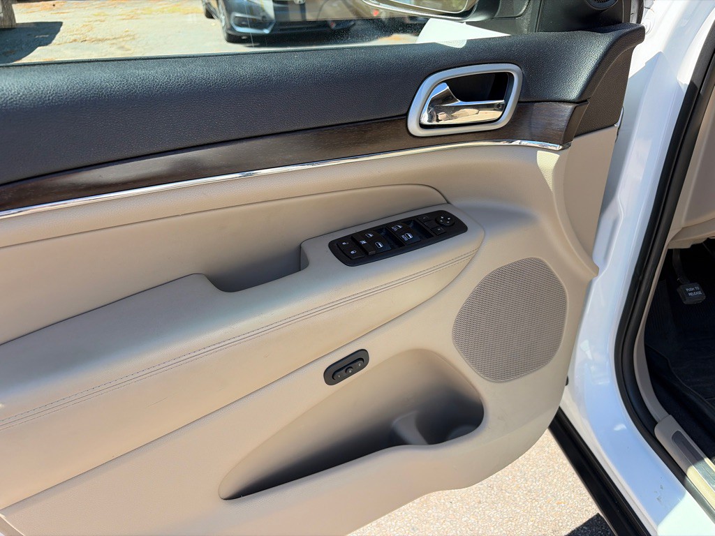 2018 Jeep Grand Cherokee Image 7