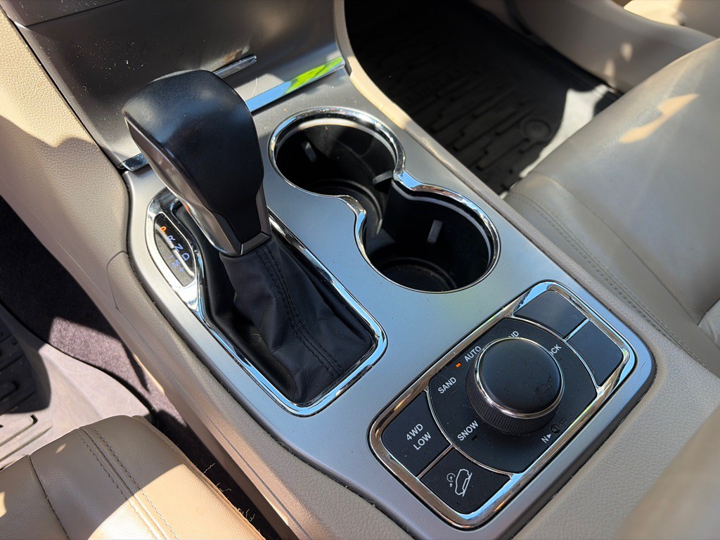 2018 Jeep Grand Cherokee Image 17