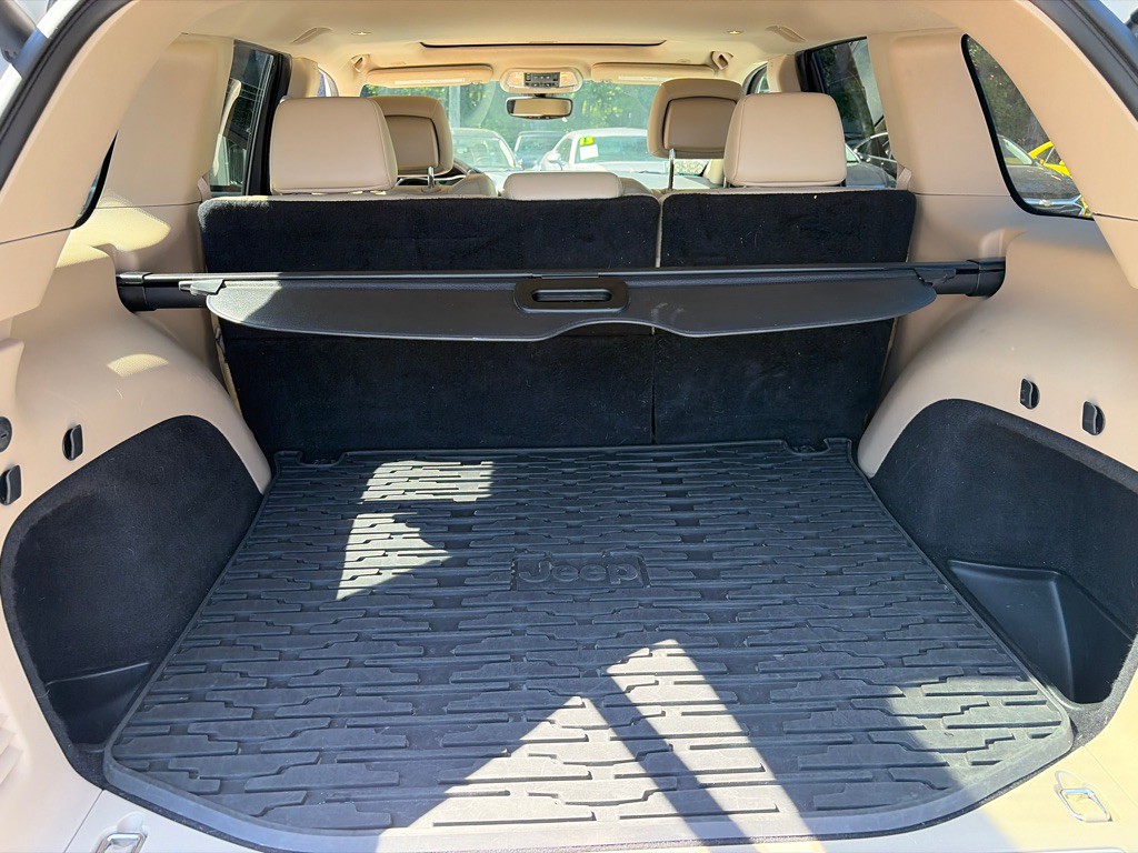 2018 Jeep Grand Cherokee Image 28