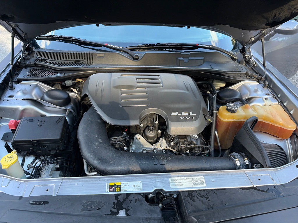 2015 Dodge Challenger Image 22