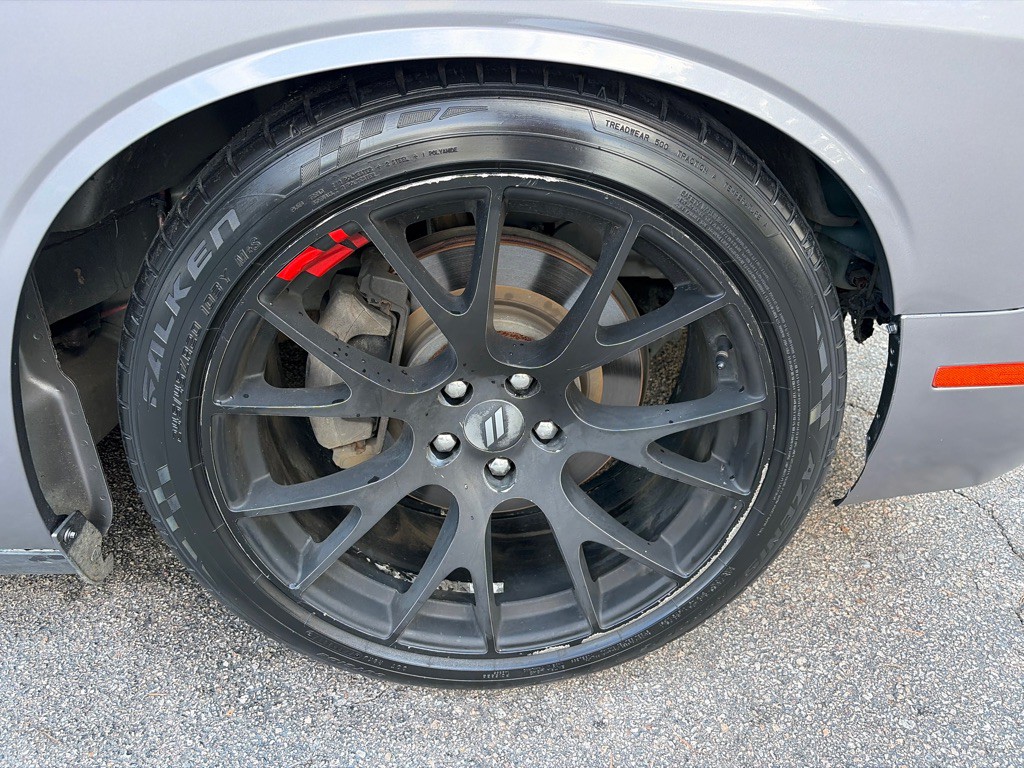 2015 Dodge Challenger Image 23