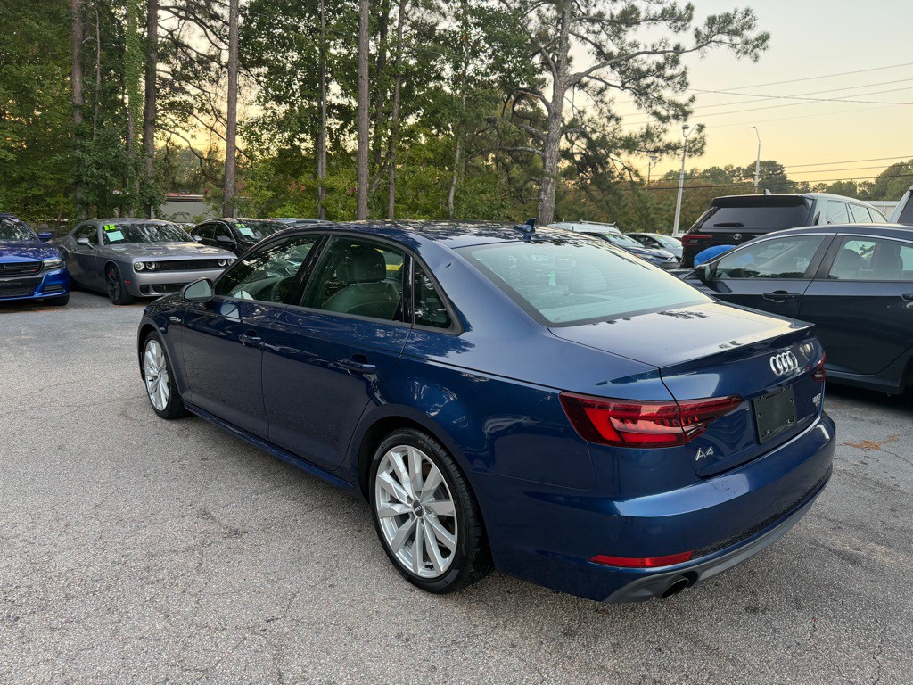 2018 Audi A4 Image 4