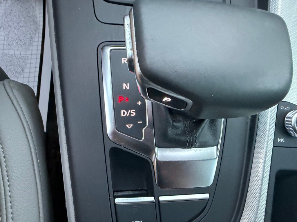 2018 Audi A4 Image 19