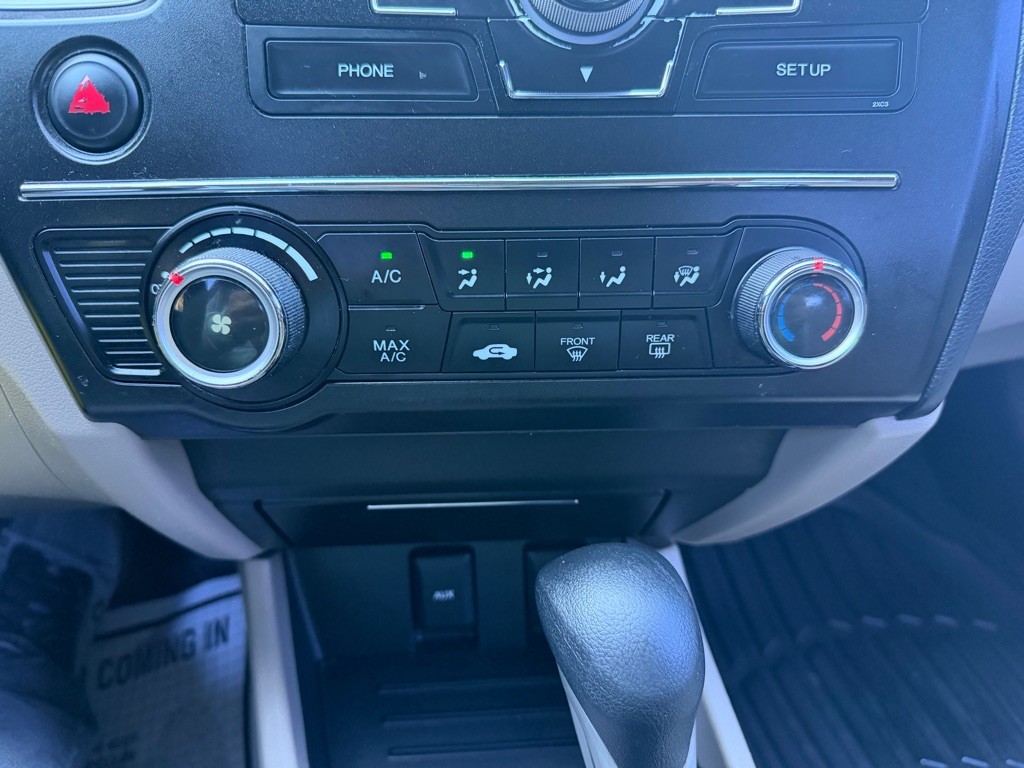 2014 Honda Civic Image 11