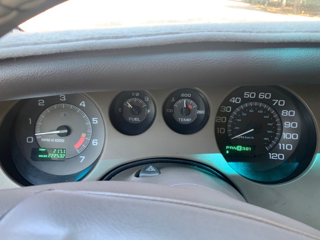 1997 Buick Riviera Image 22