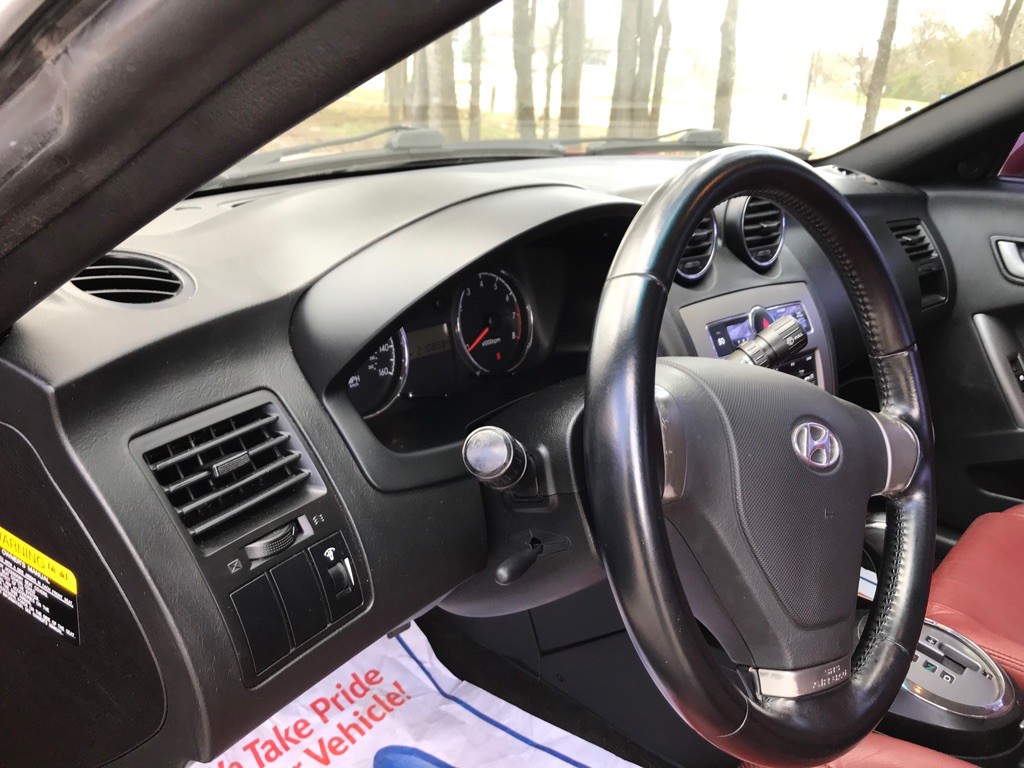 2007 Hyundai Tiburon Image 11