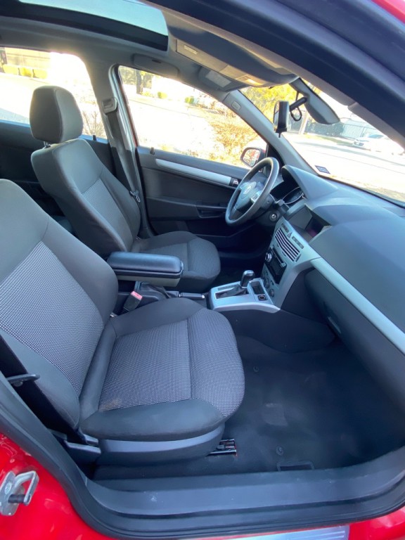 2008 Saturn Astra Image 12