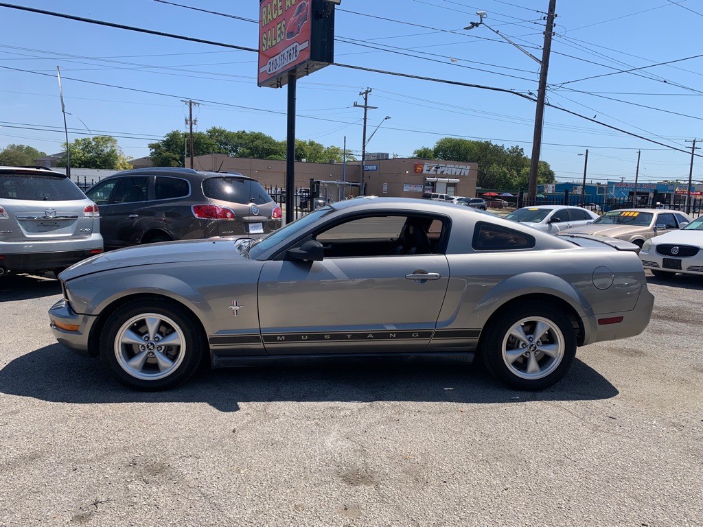 2008 Ford Mustang Image 3