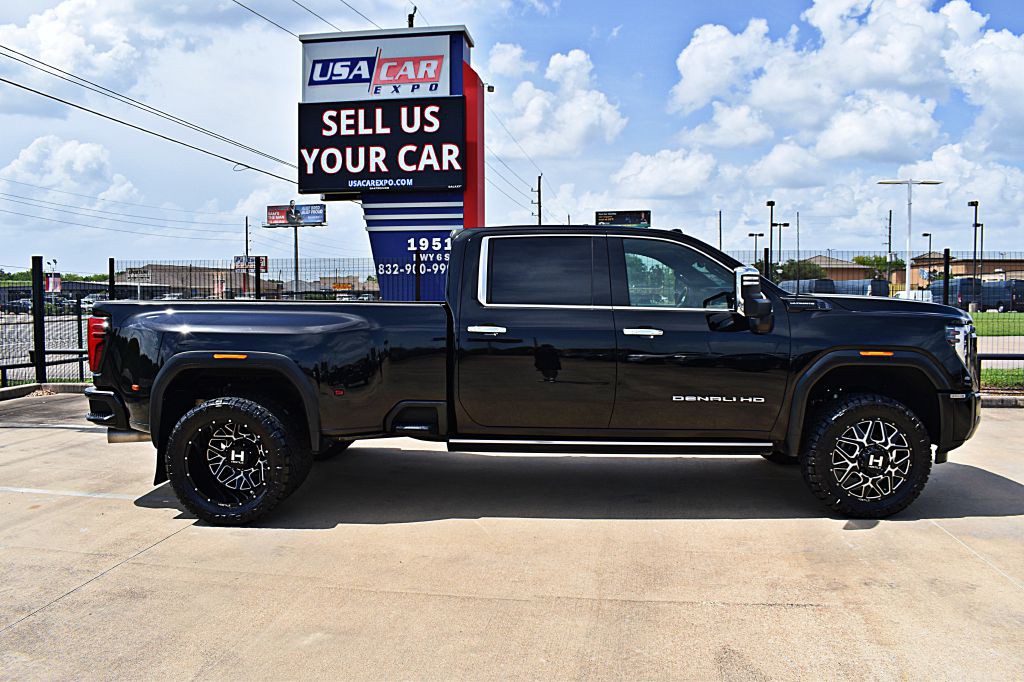 2024 GMC Sierra Image 4