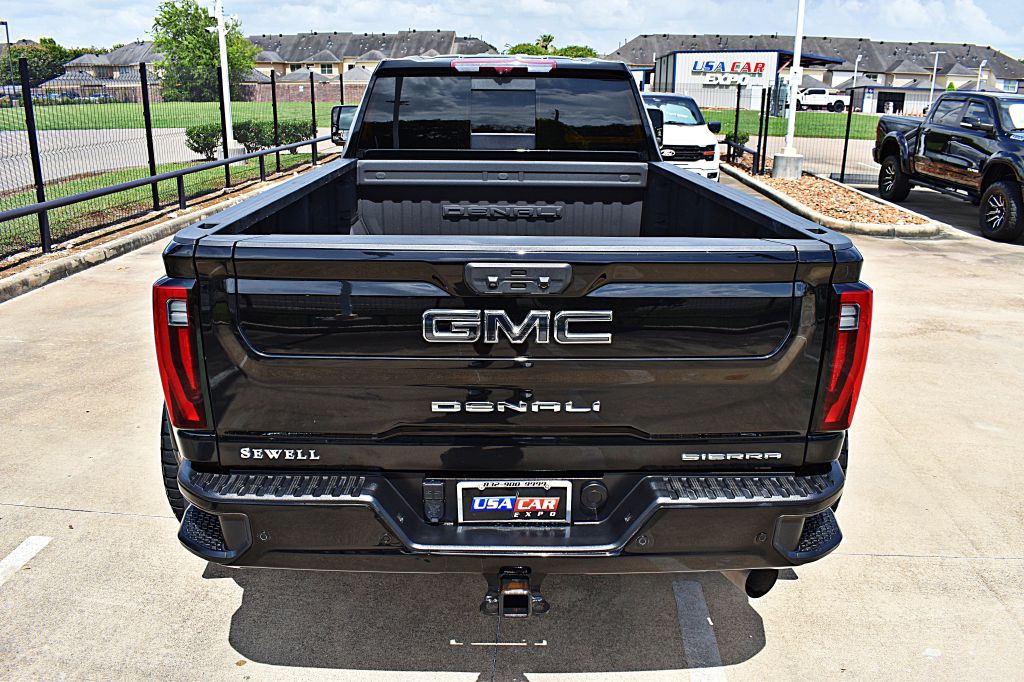 2024 GMC Sierra Image 7