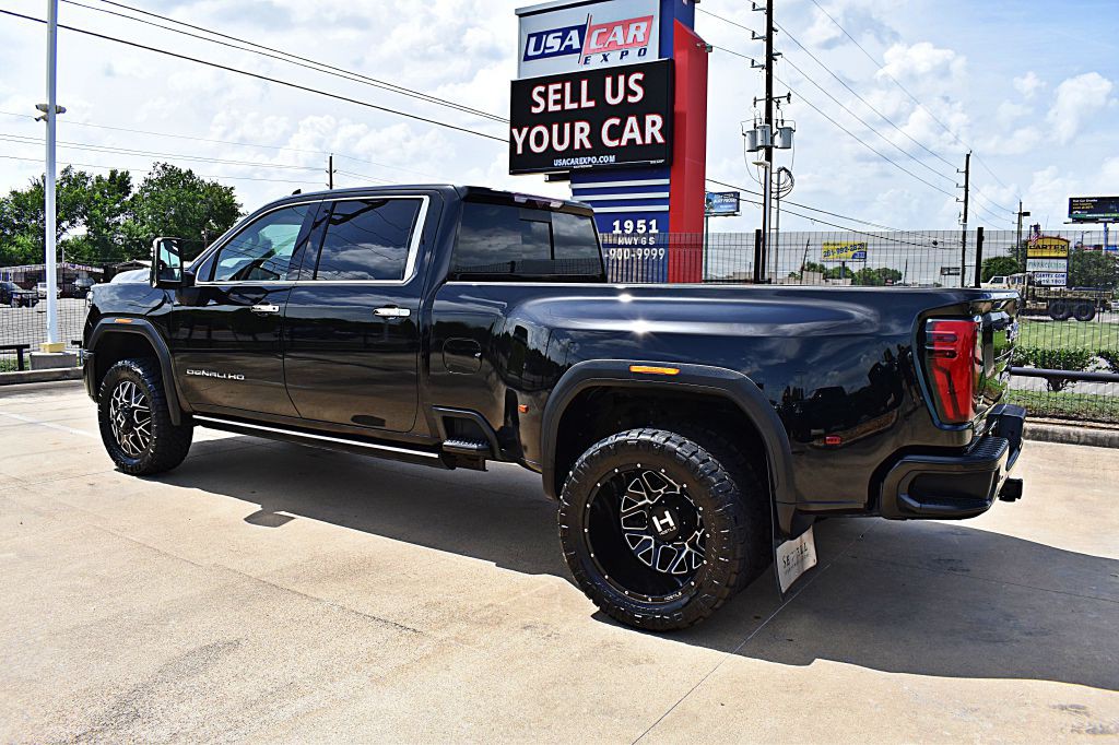 2024 GMC Sierra Image 10