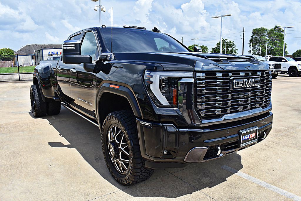 2024 GMC Sierra Image 16