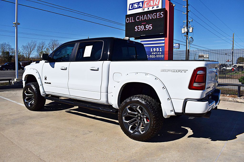 2021 RAM 1500 Image 9