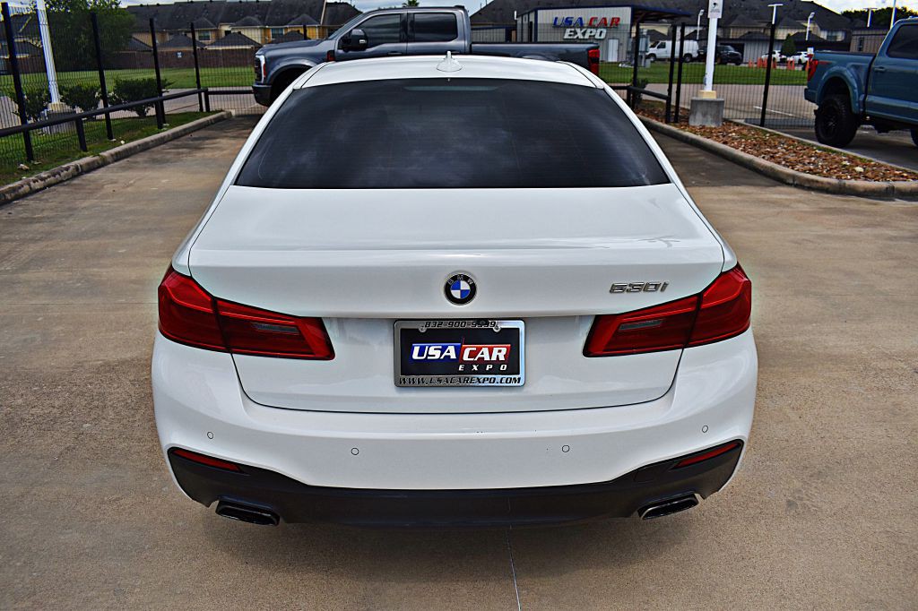 2018 BMW 5 Series Image 6