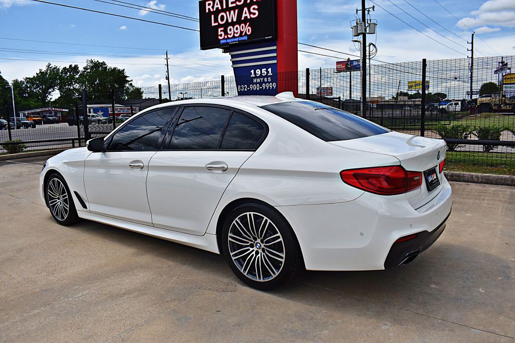 2018 BMW 5 Series Image 9
