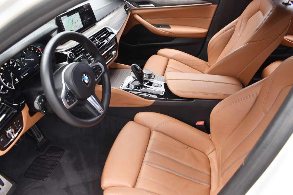 2018 BMW 5 Series Image 16