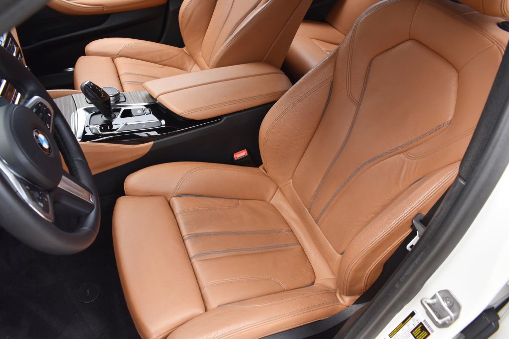 2018 BMW 5 Series Image 17