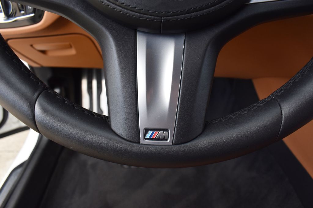 2018 BMW 5 Series Image 36
