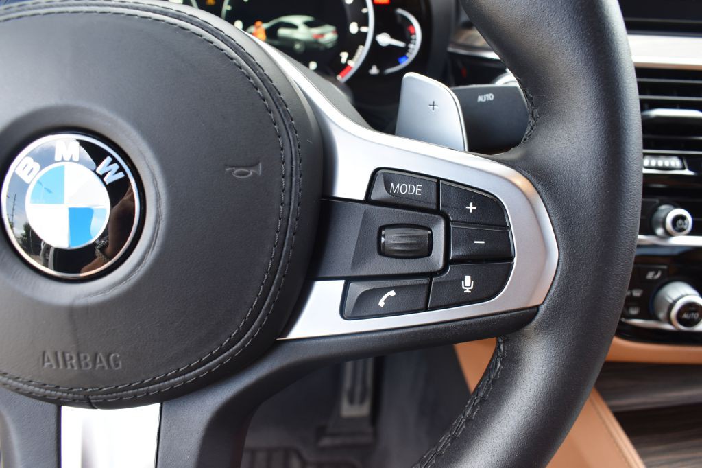 2018 BMW 5 Series Image 38
