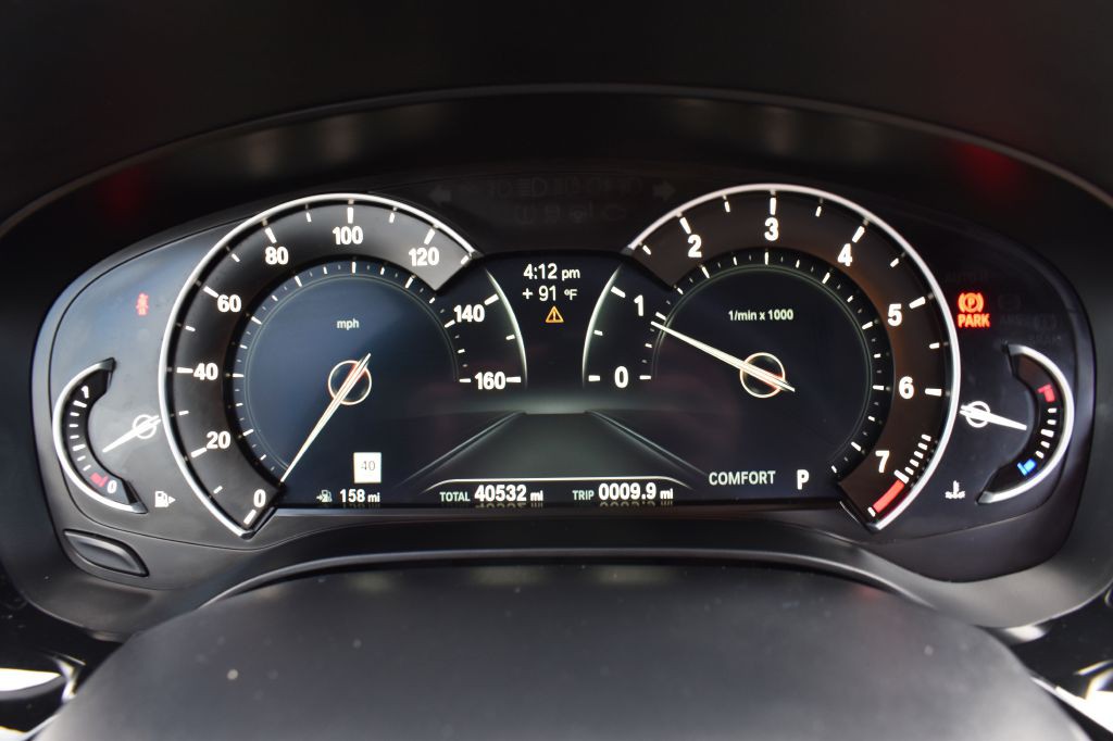 2018 BMW 5 Series Image 39