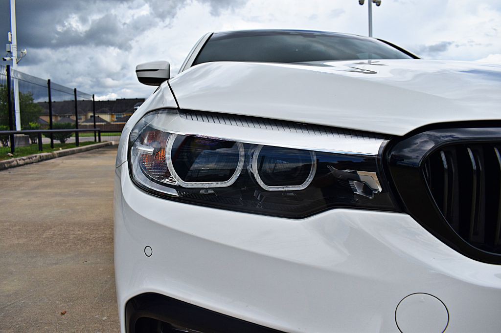 2018 BMW 5 Series Image 46