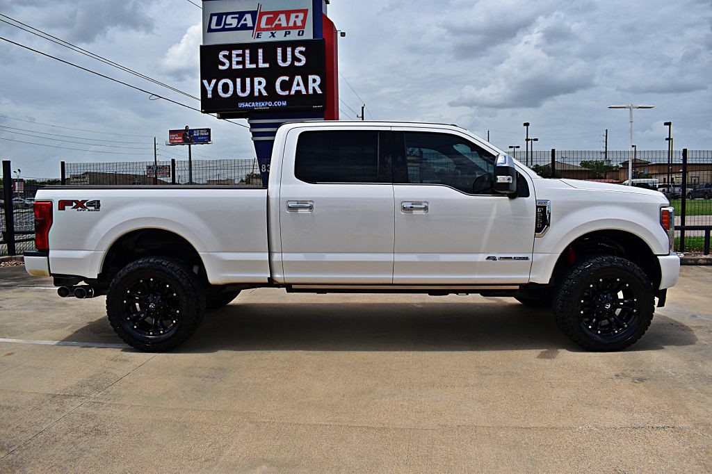 2017 Ford F-250 Image 4