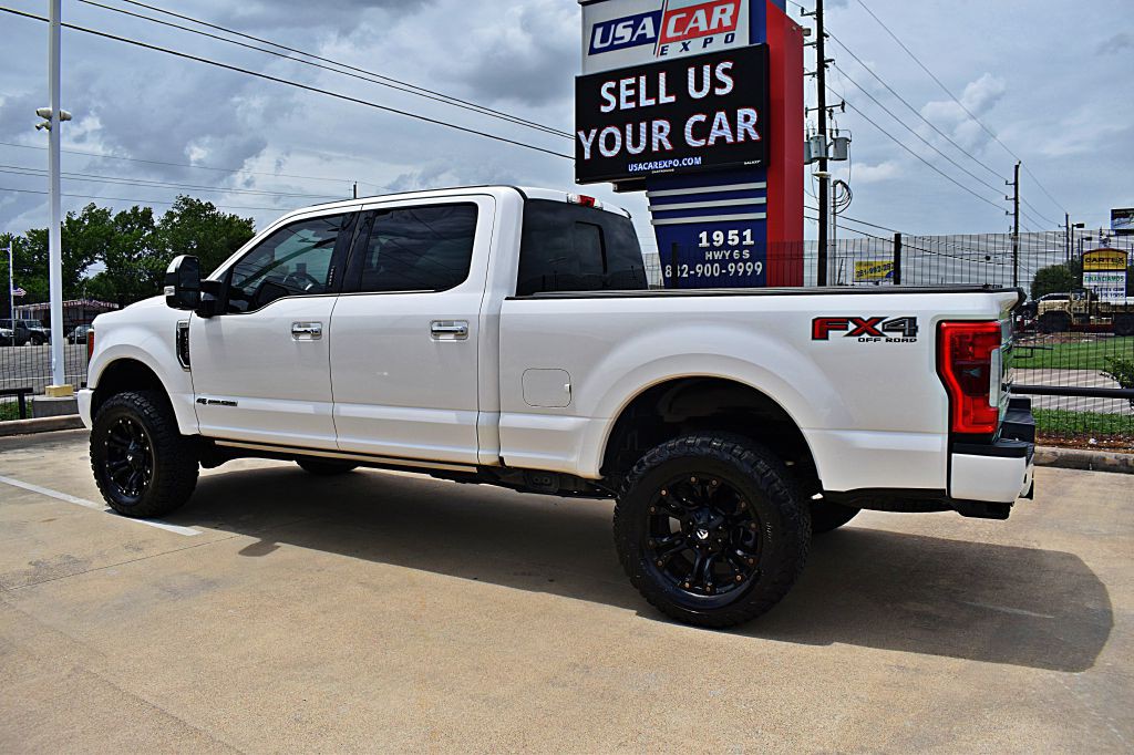 2017 Ford F-250 Image 10