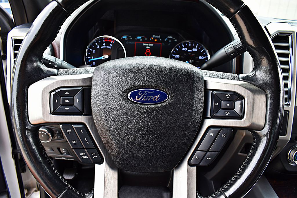 2017 Ford F-250 Image 40