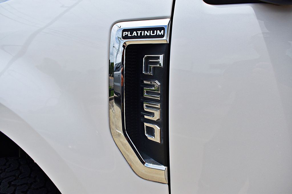 2017 Ford F-250 Image 52