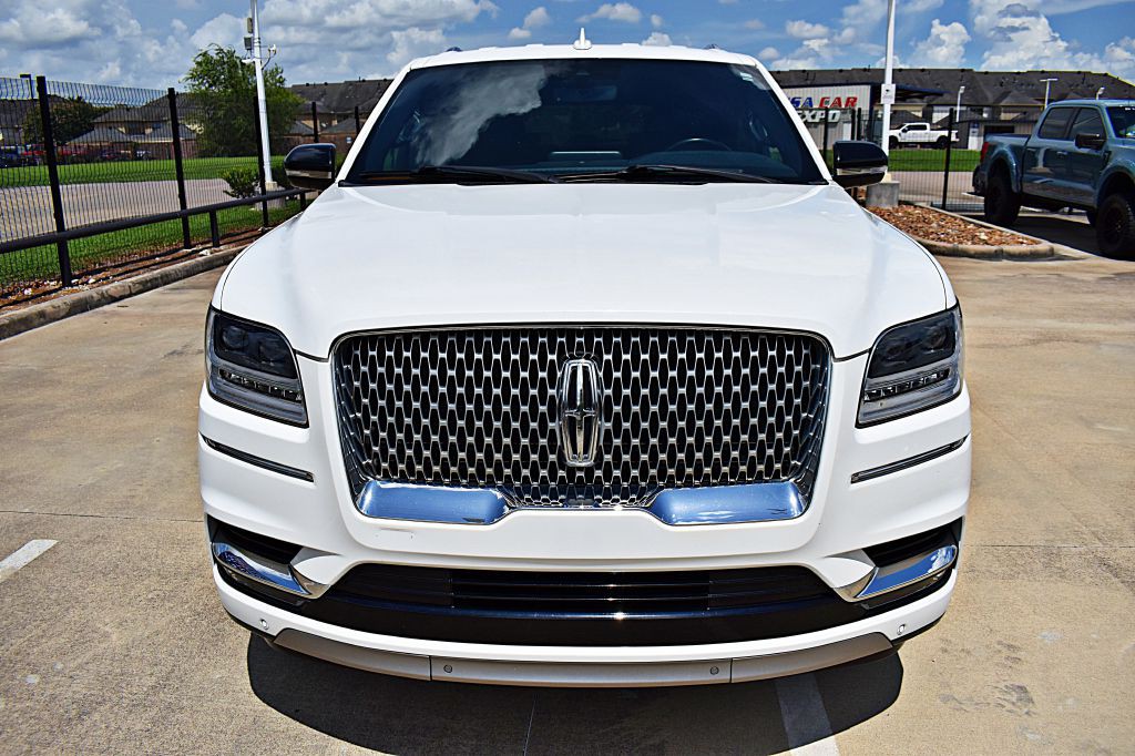 2020 Lincoln Navigator Image 12