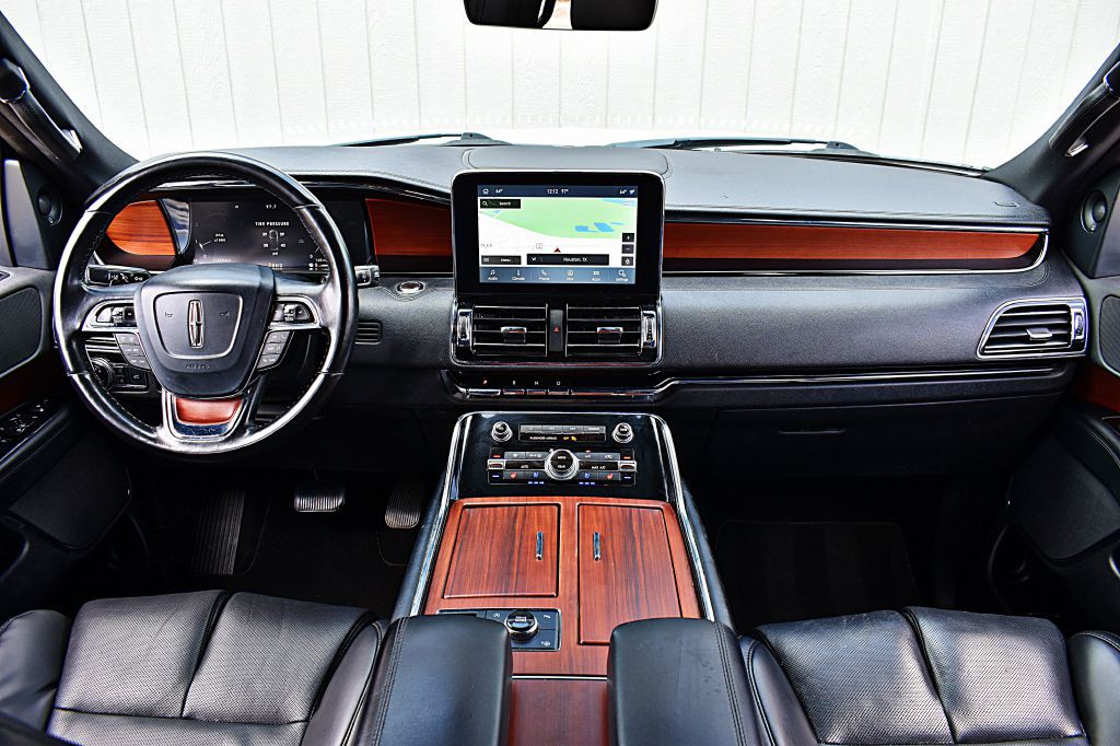 2020 Lincoln Navigator Image 22