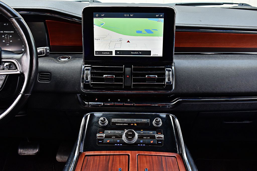 2020 Lincoln Navigator Image 26